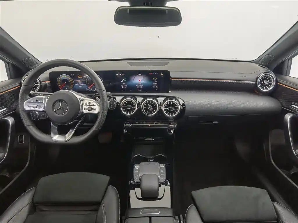 Mercedes-Benz A-Class 2022 Facelift III A 200 L Sport Sedan Fashion фото 5