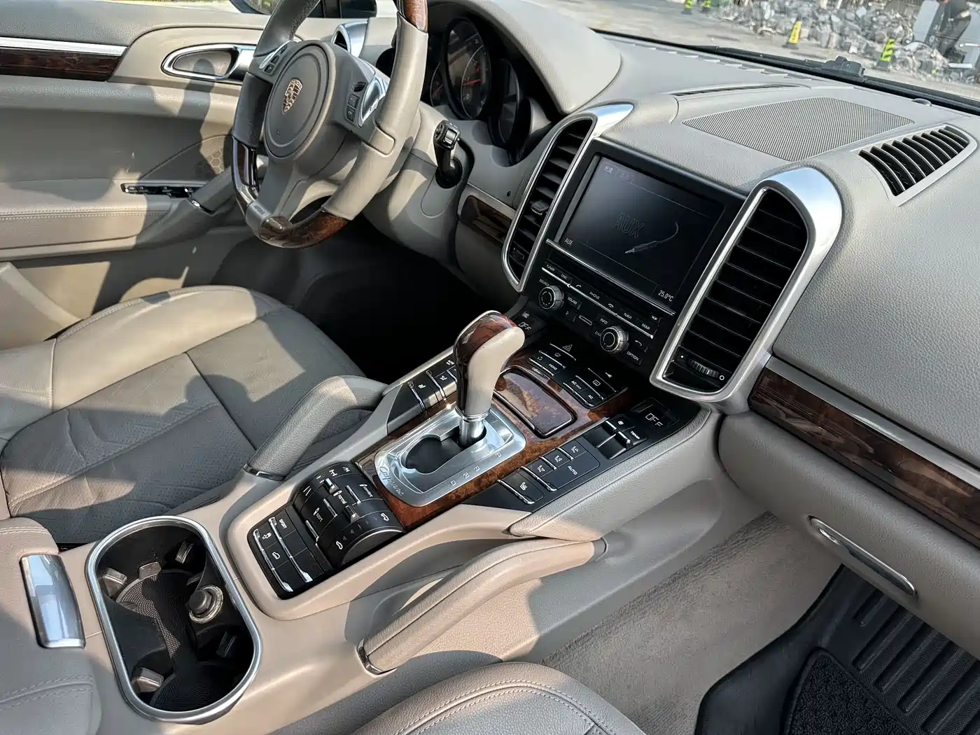Porsche Cayenne 2011 Cayenne 3.0T фото 11