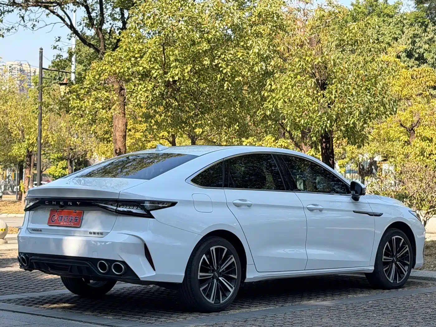 CHERY ARRIZO 8