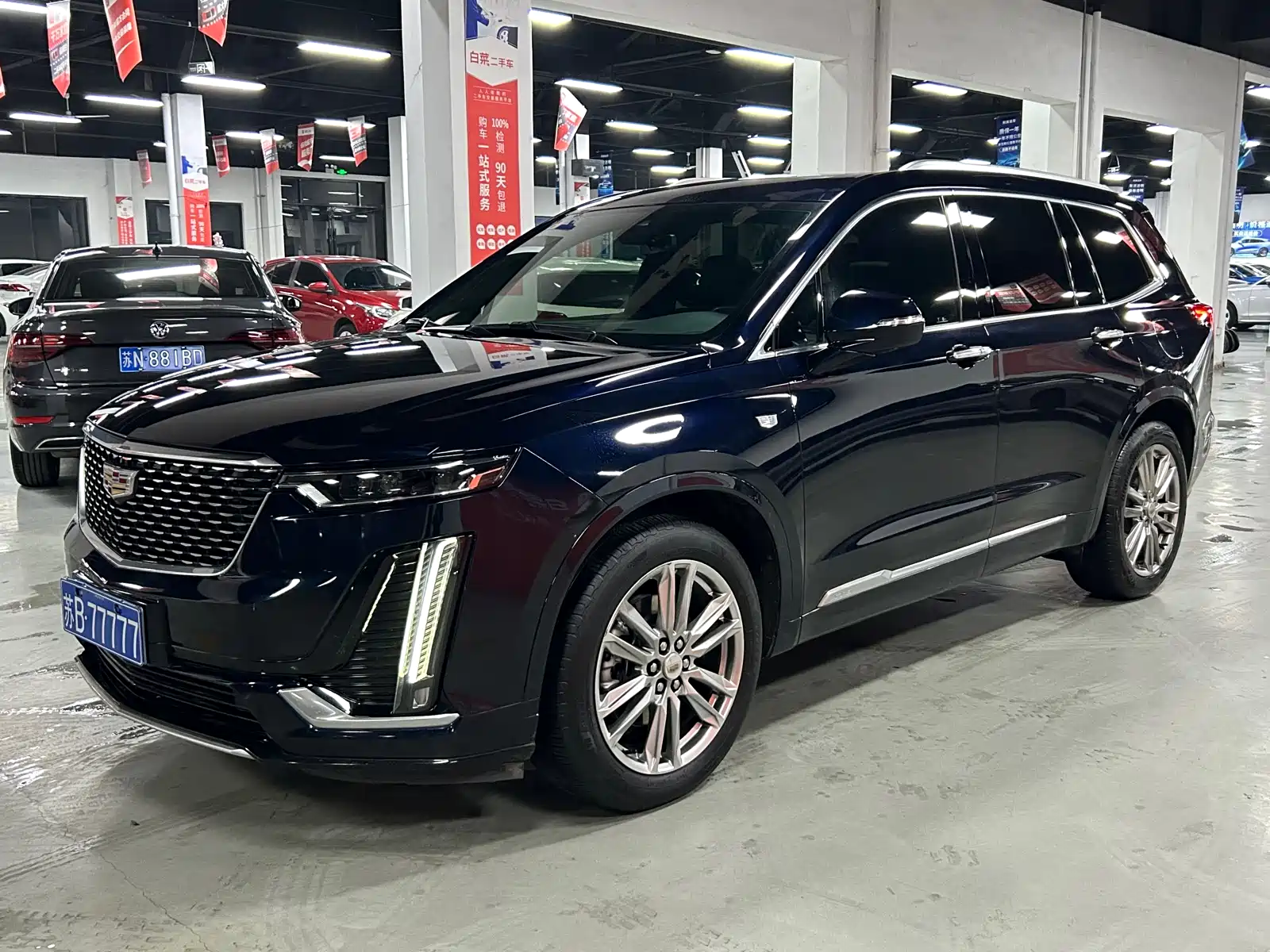 Фото 1 - Cadillac XT6