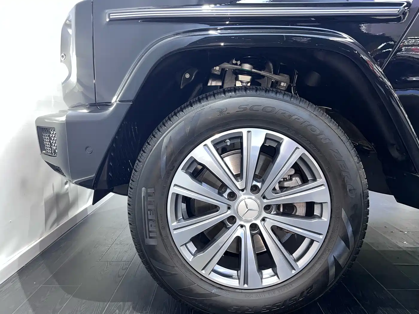 Mercedes-Benz G-Class 2024 G 350 фото 3