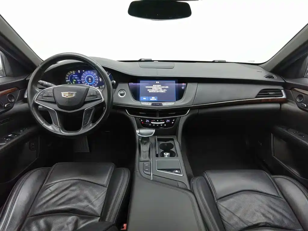 CADILLAC CT6 PLUG IN