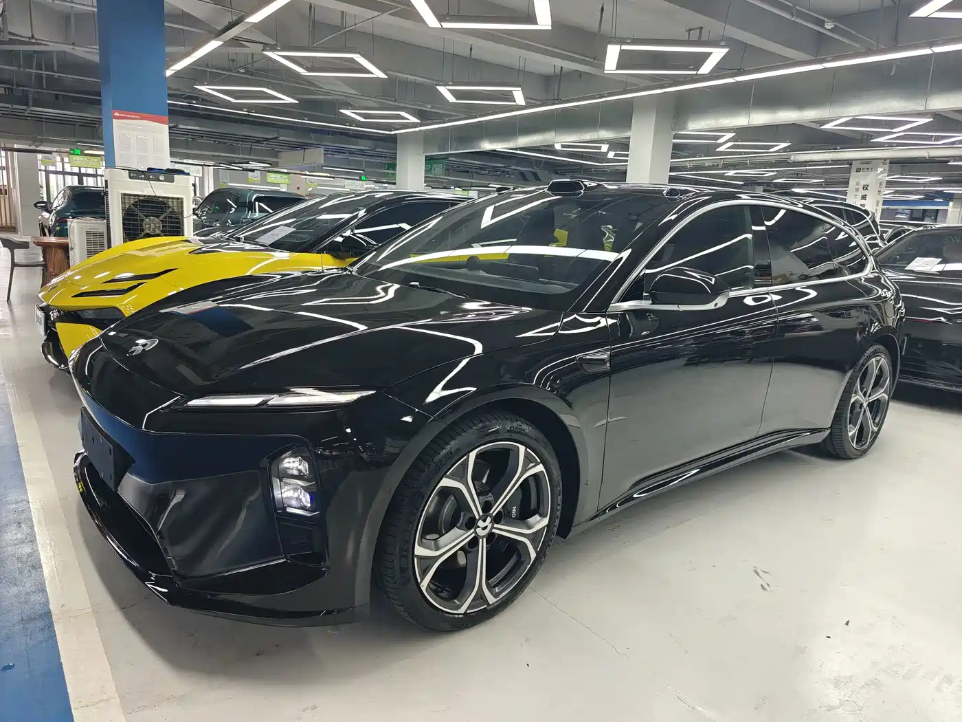 NIO ET5T 2026 2025 75kWh Touring