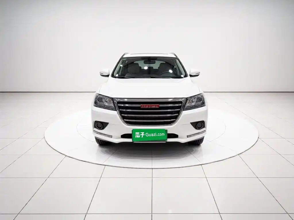 Photo 2 - Haval H2
