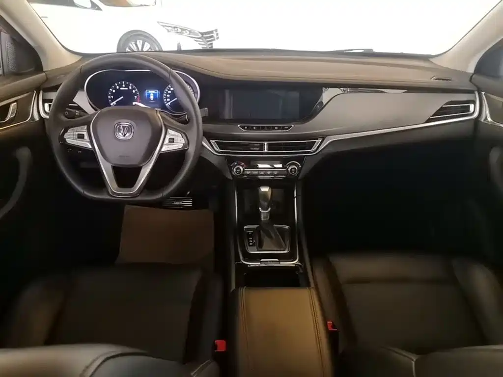 Changan Eado 2019 2019 Blue Whale Edition 280T GDI DCT Power Speed
