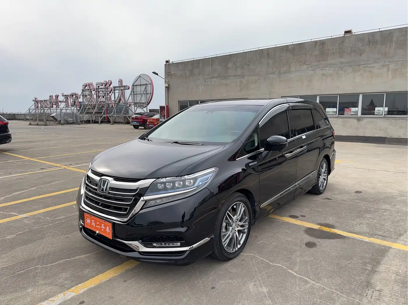 Honda Elysion 2019 2.0L Hybrid Luxury Edition