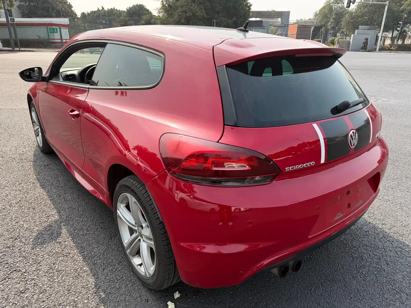 Volkswagen Scirocco 2011 2.0TSI Luxury фото 6