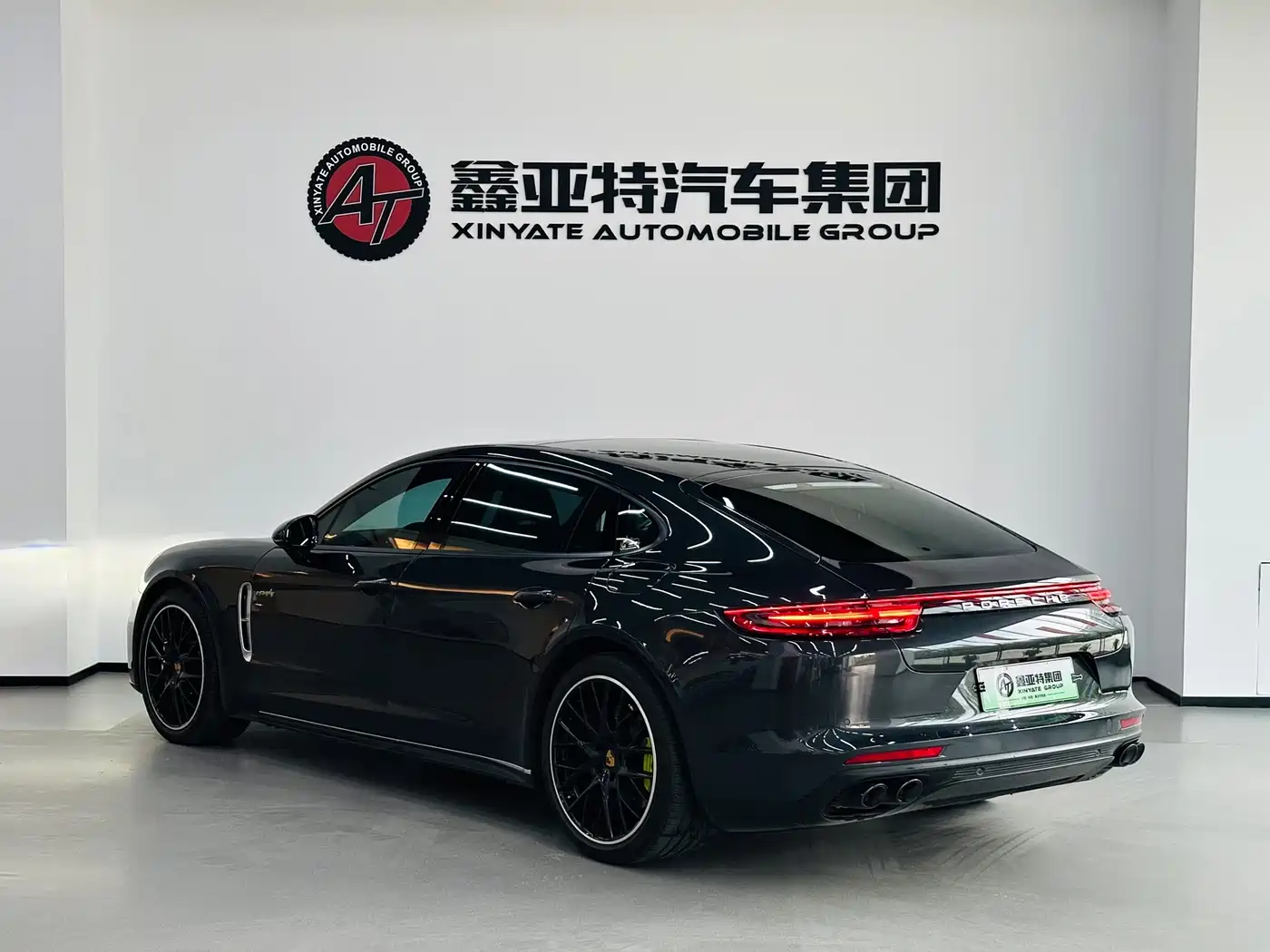 Porsche Panamera New Energy 2019 2017 Panamera 4 E-Hybrid Executive Long Wheelbase 2.9T