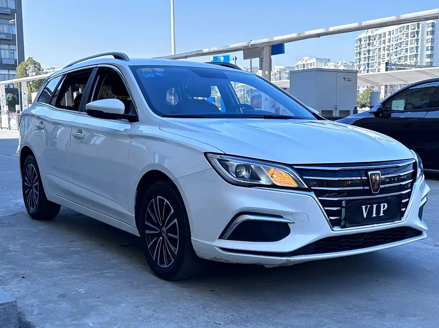 ROEWE EI5
