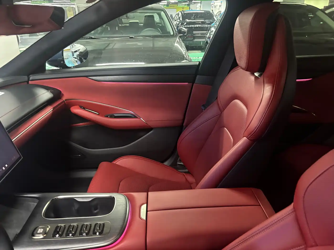 Xiaomi Auto Xiaomi SU7 2024 AWD Extended Range Advanced Smart Driving Max Edition фото 8