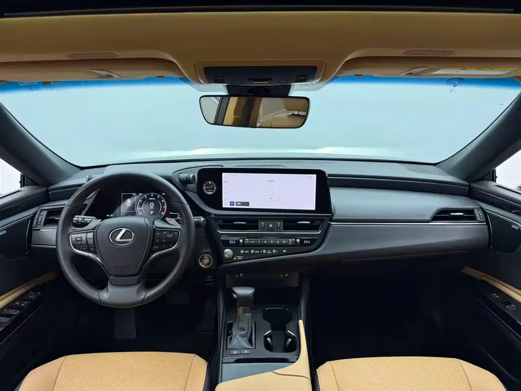 Lexus ES 2022 200 Excellence Edition фото 4