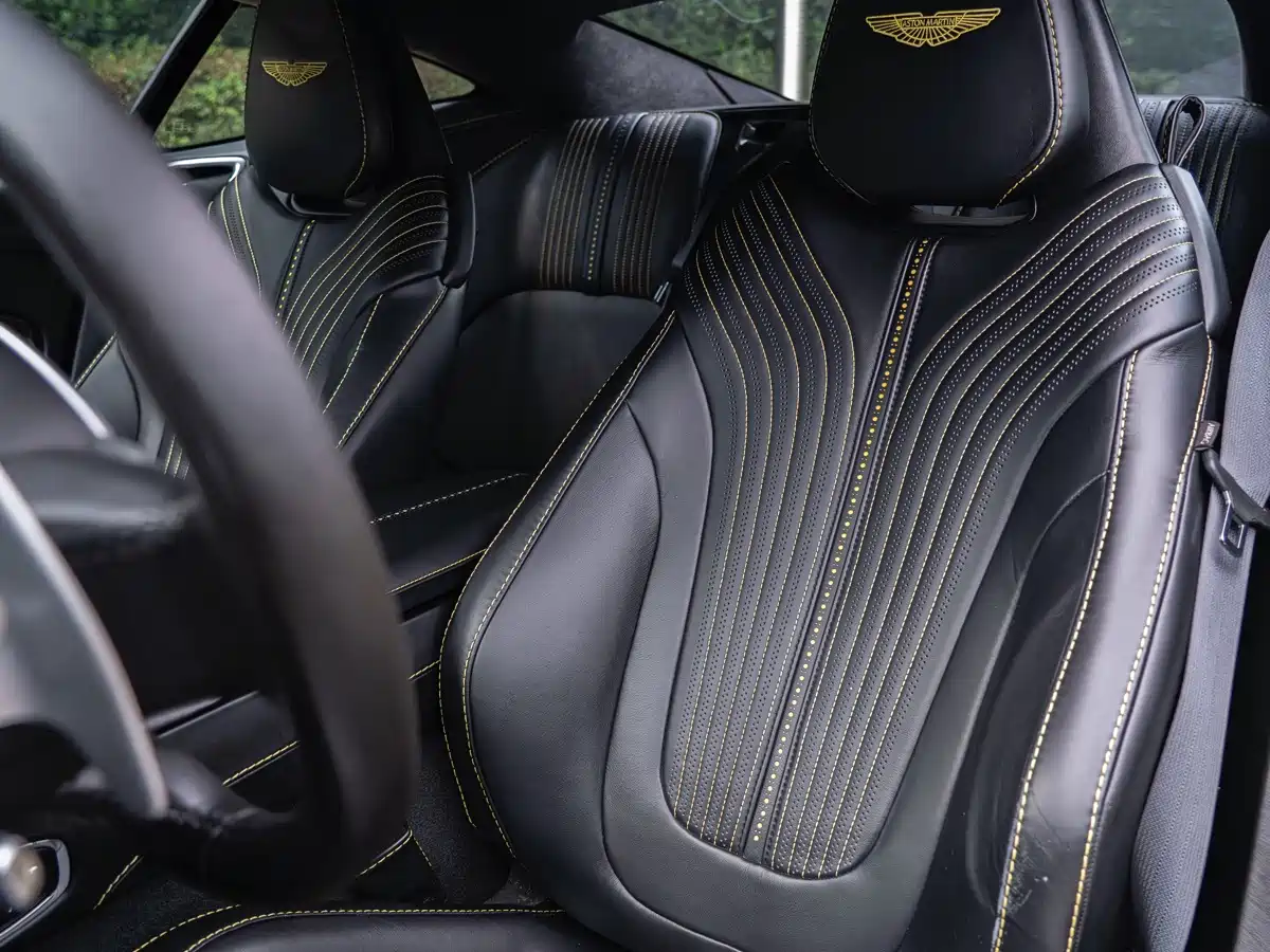 Aston Martin DB11 2020 2019 Model 4.0T V8 Coupe