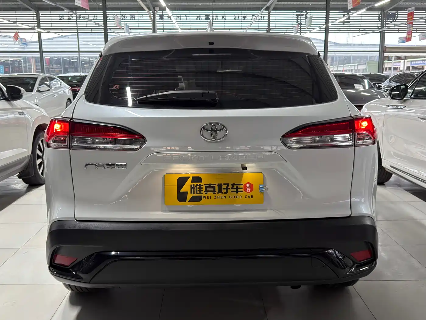 Toyota Frontlander 2023 2.0L CVT Leading Edition фото 21