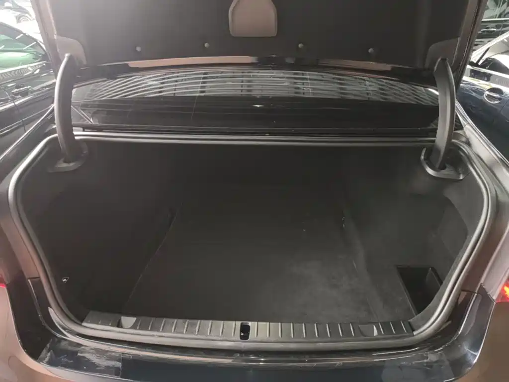 BMW 7 Series 2021 2019 Facelift 730Li M Sport Package
