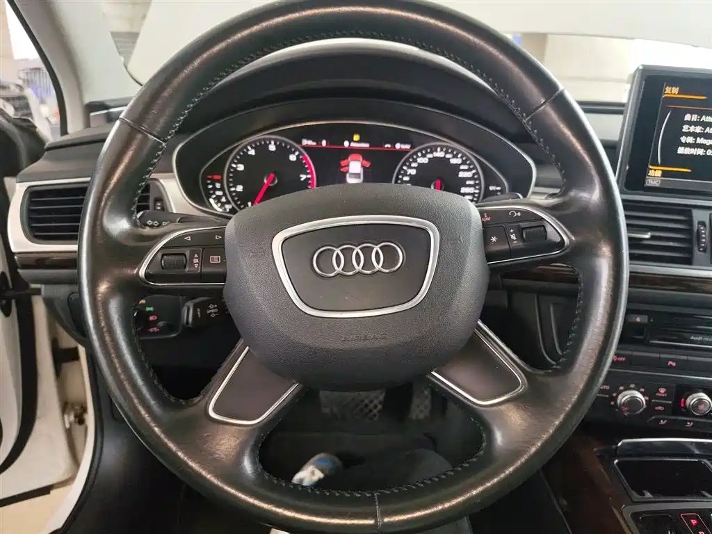 Audi A6L 2014 TFSI Standard фото 3
