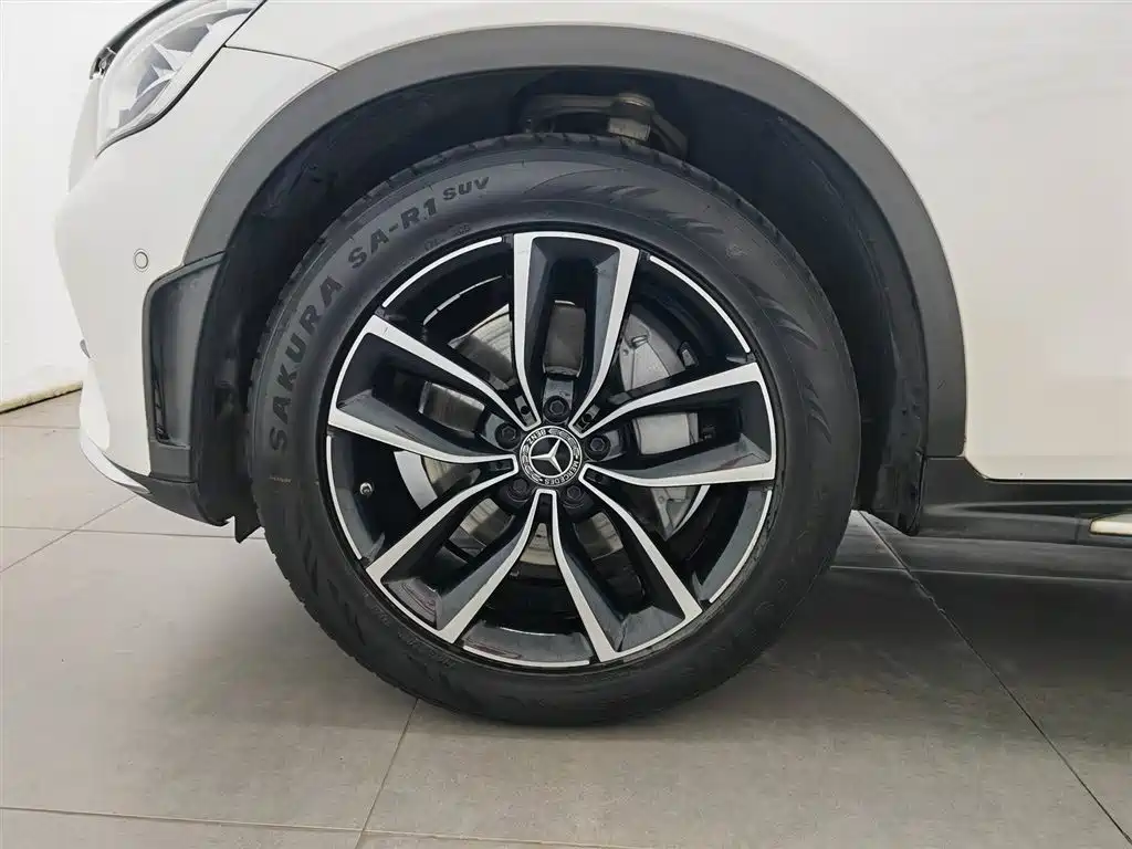 Mercedes-Benz GLC 2020 Facelift GLC 300 L 4MATIC Dynamic фото 17
