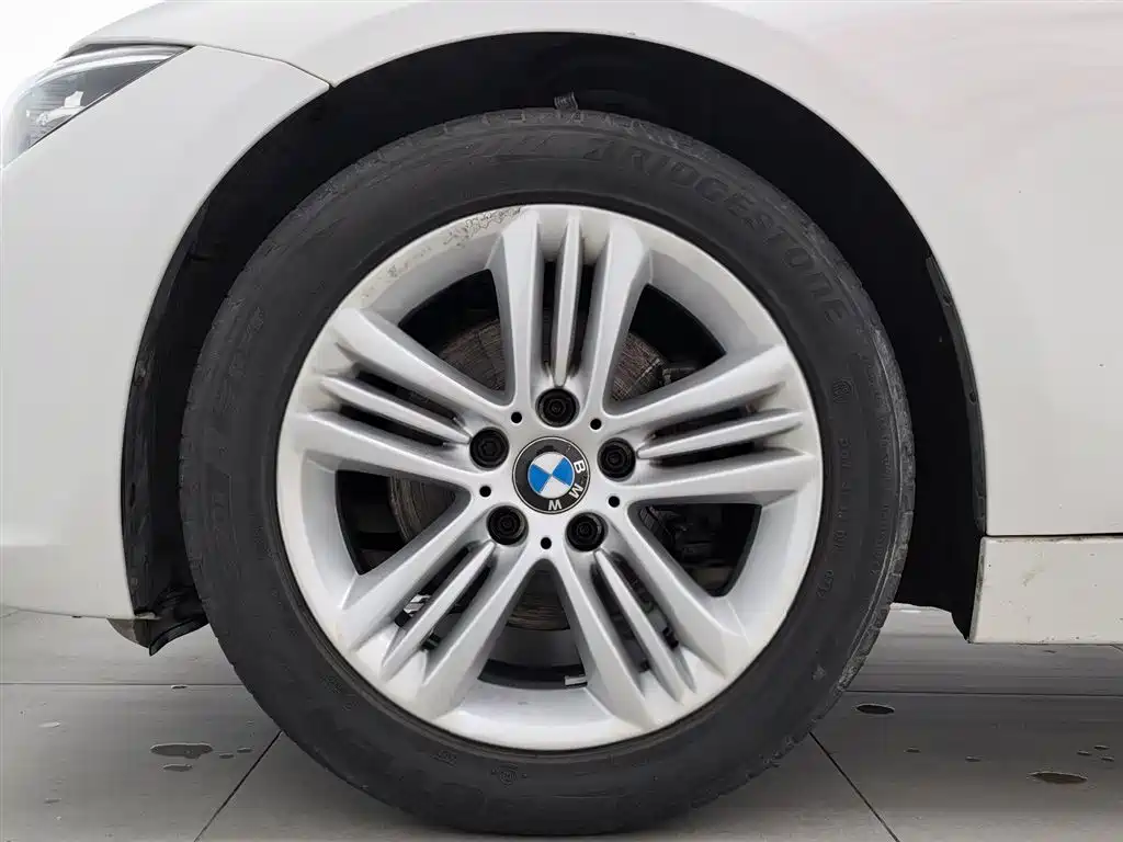 BMW 3 Series 2017 320Li Fashion фото 17