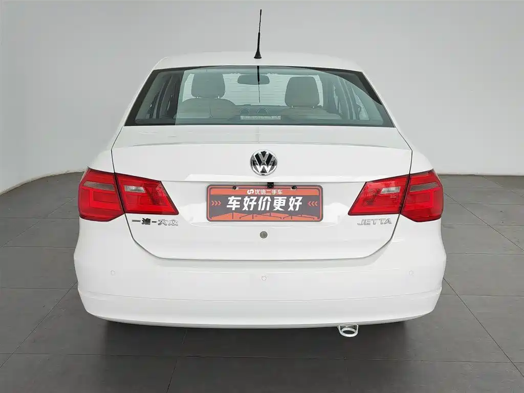 Volkswagen Jetta 2015 Value Edition 1.6L Manual Comfort фото 4