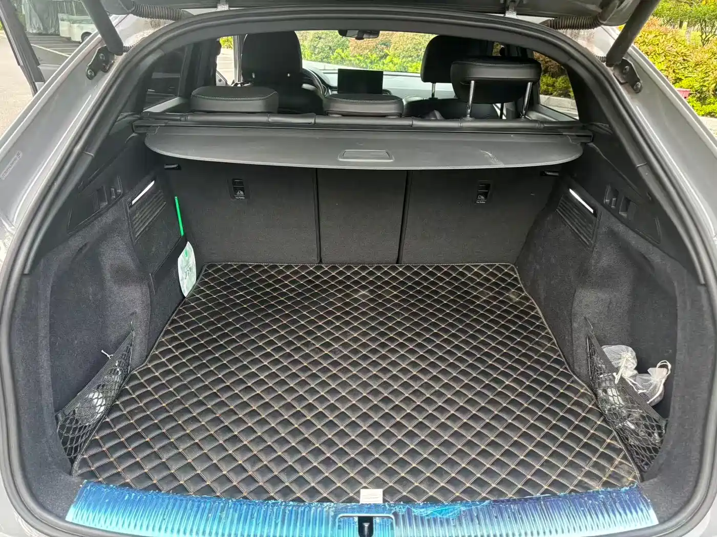 Audi Q5L Sportback 2021 40 TFSI Launch Special Edition фото 11