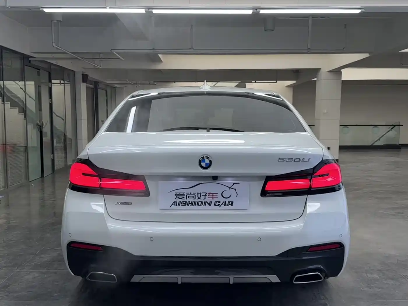 BMW 5 Series 2023 530Li xDrive M Sport Package фото 6