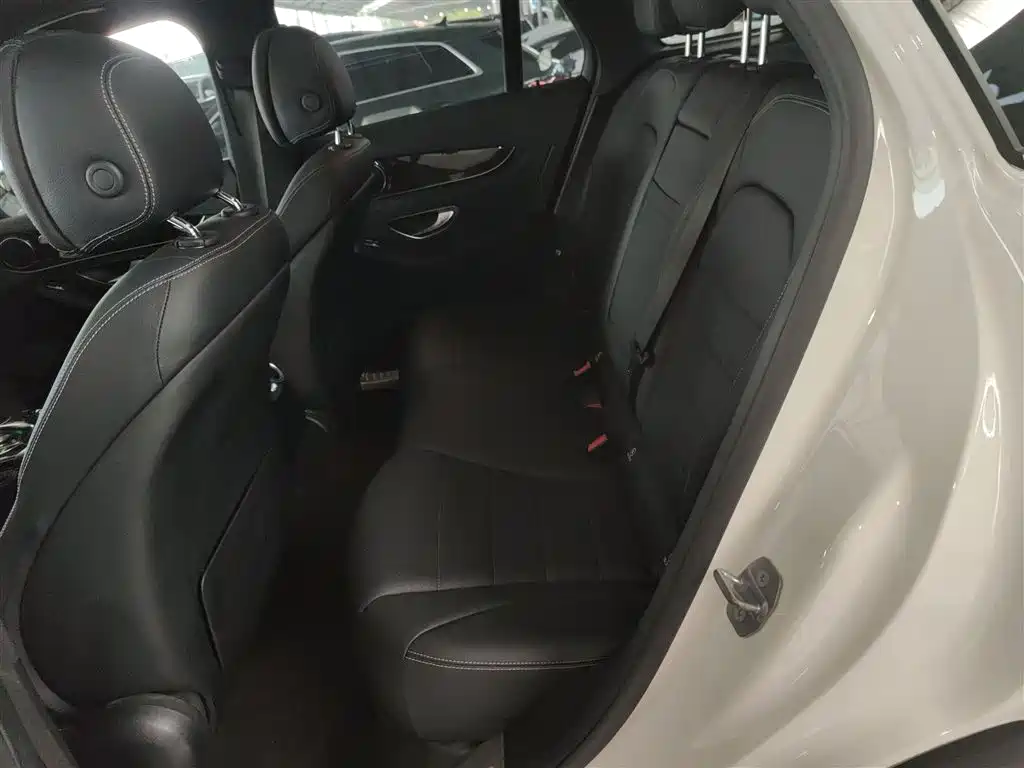 Mercedes-Benz GLC 2017 GLC 260 4MATIC Dynamic фото 13