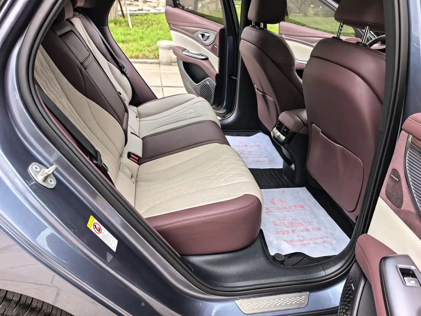 BYD Seal 2023 DM-i 1.5T 121km Flagship фото 8