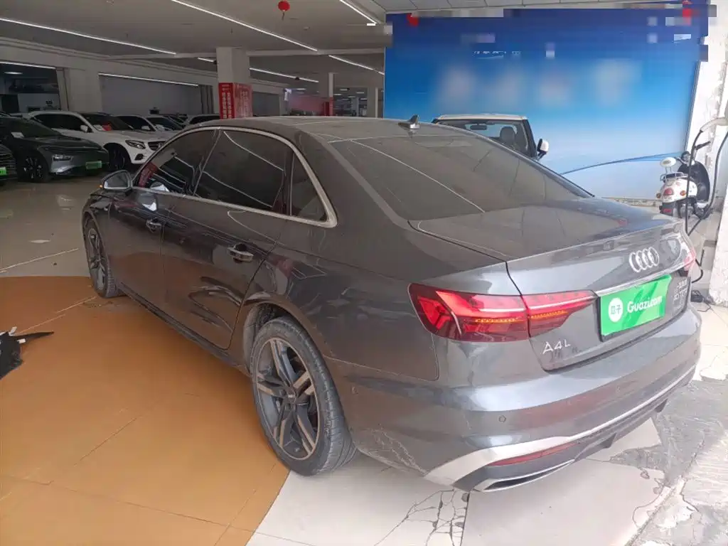 Audi A4L 2020 40 TFSI Luxury Dynamic фото 23