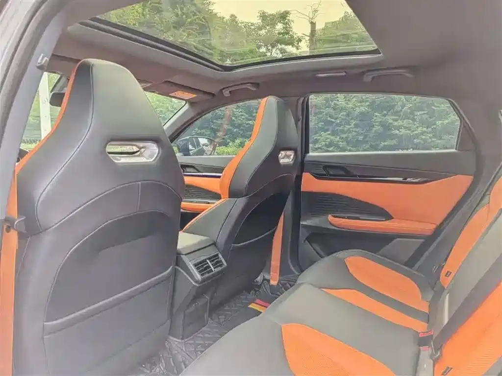 CHANGAN UNI-V