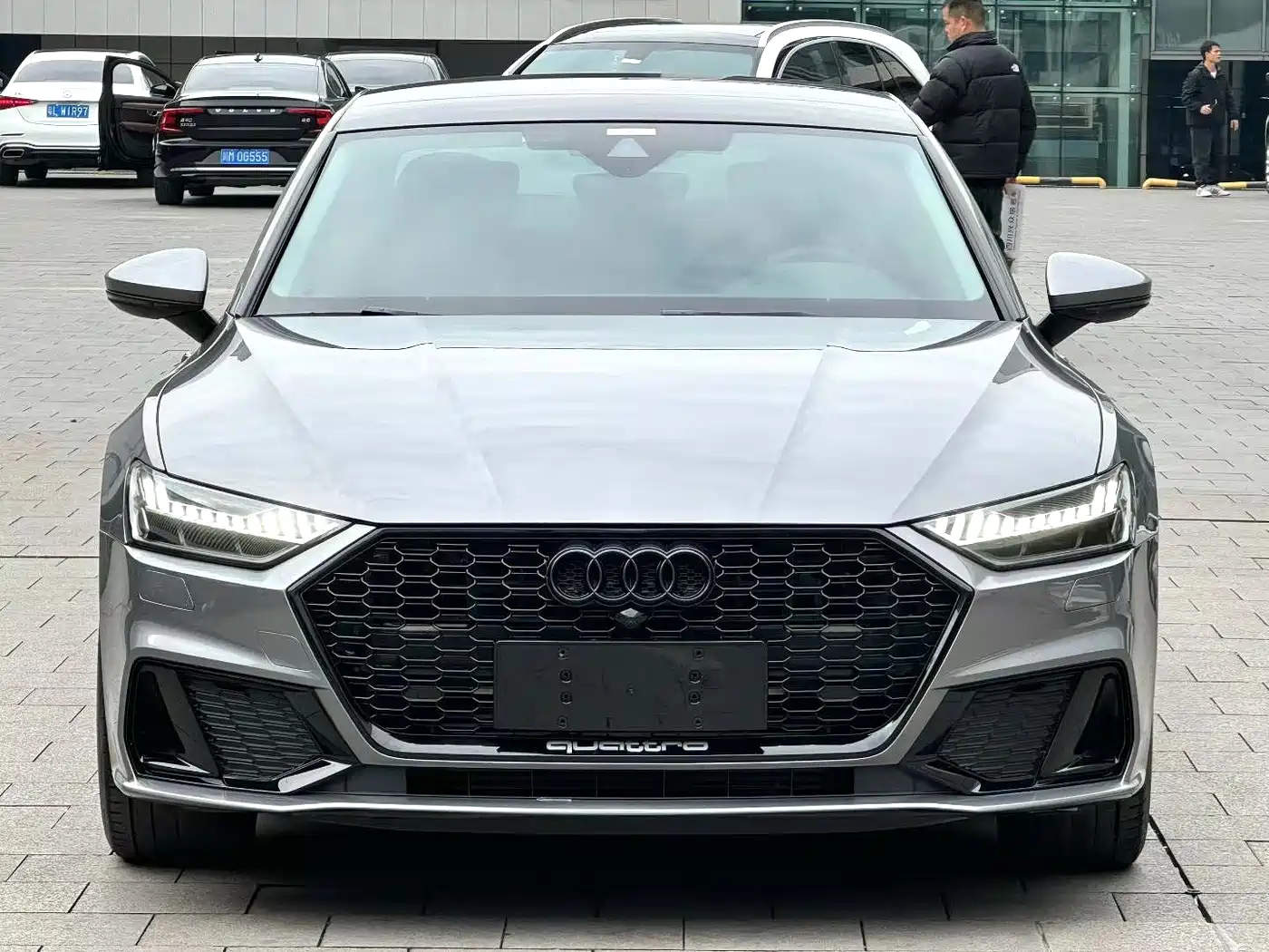 AUDI A7L
