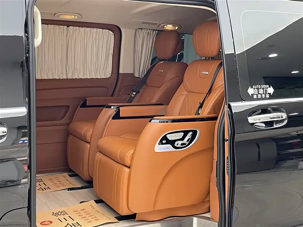 Mercedes-Benz Vito 2020 2.0T Business Edition (7-seater) фото 15