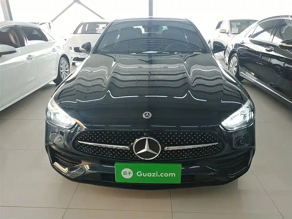 Mercedes-Benz C-Class 2023 Facelift II C 260 L Night Edition фото 3