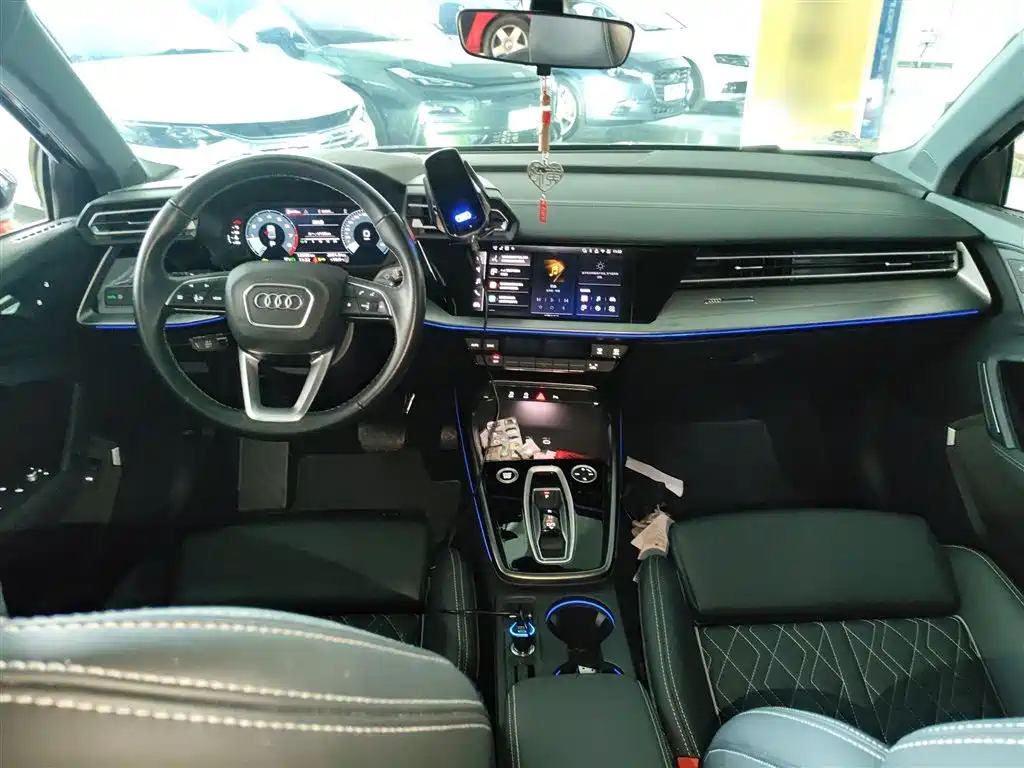 Audi A3 2025 A3L Limousine 35TFSI Flying Premium фото 6