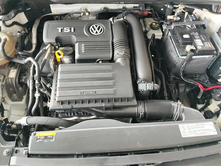 Volkswagen Golf Sportsvan 2018 230TSI Automatic Progressive фото 10