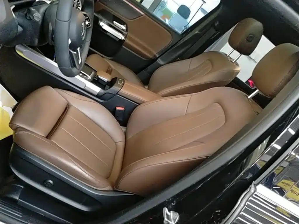 Mercedes-Benz GLB 2022 Facelift GLB 200 Dynamic Style фото 15