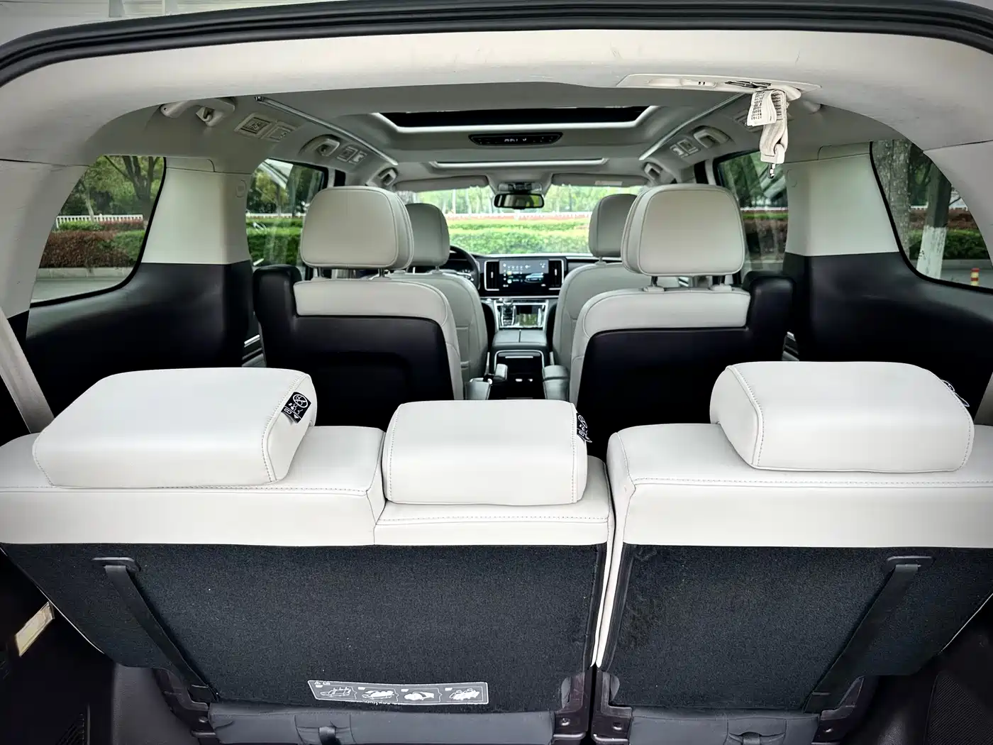 GAC Trumpchi Trumpchi M8 2021 Leading Show Series 390T Prestige Edition фото 14