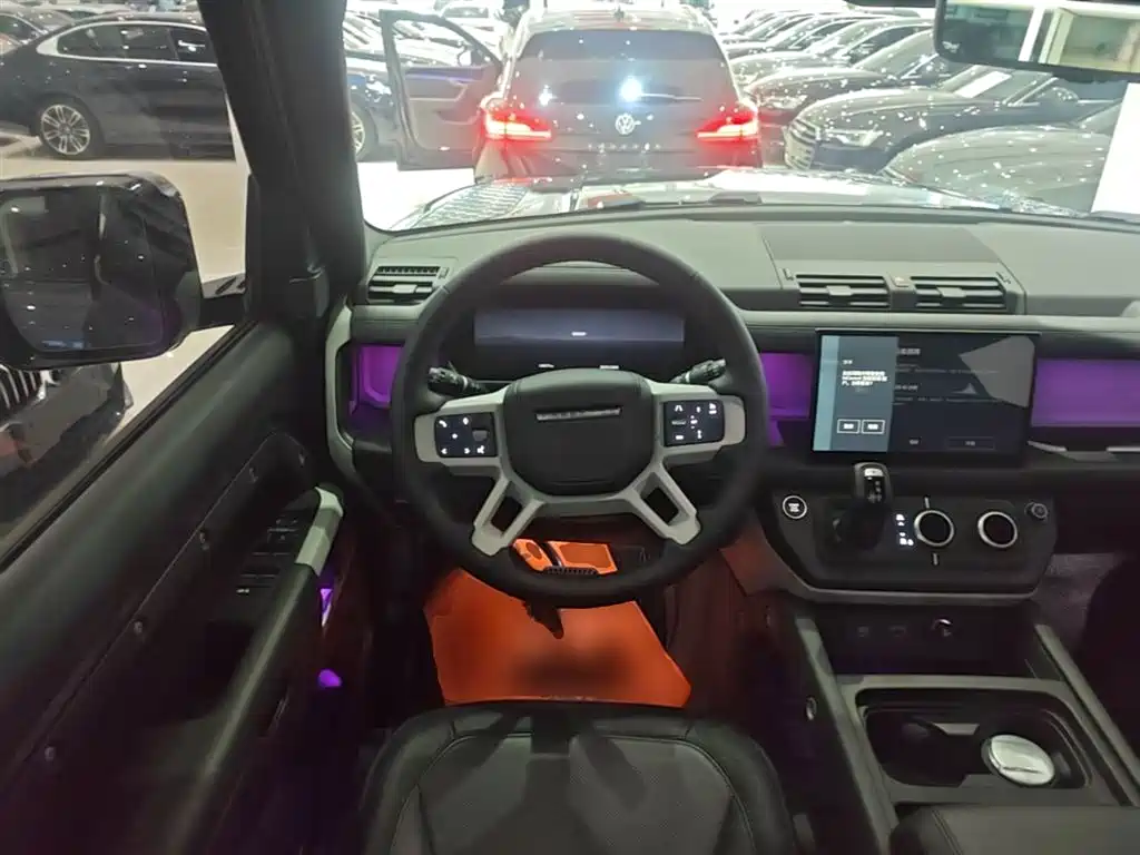 Land Rover Defender 2024 110 3.0T P400 X-DYNAMIC HSE фото 11