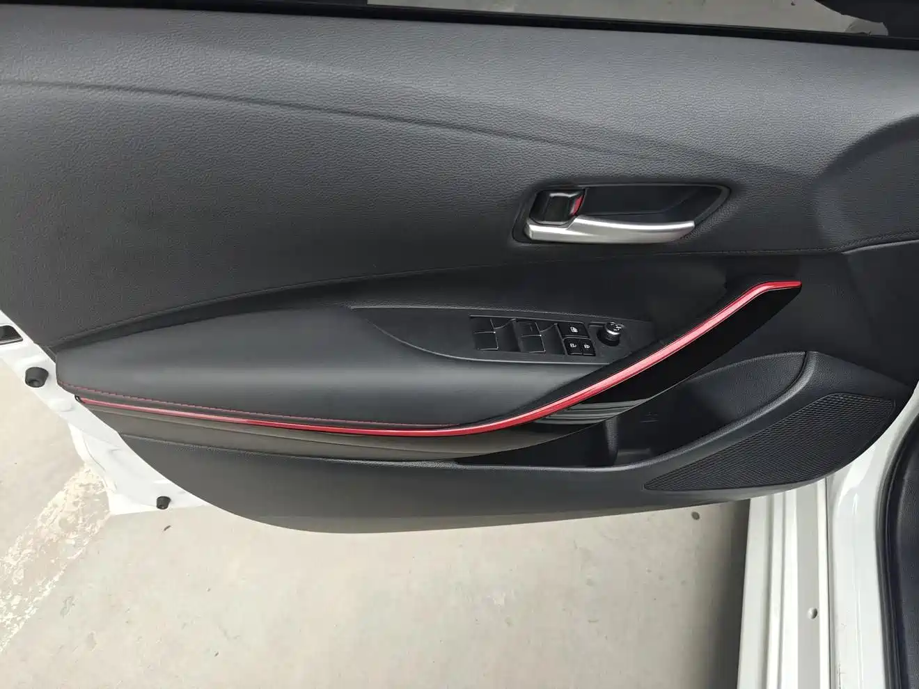 Toyota Levin 2023 185T CVT Sport фото 8