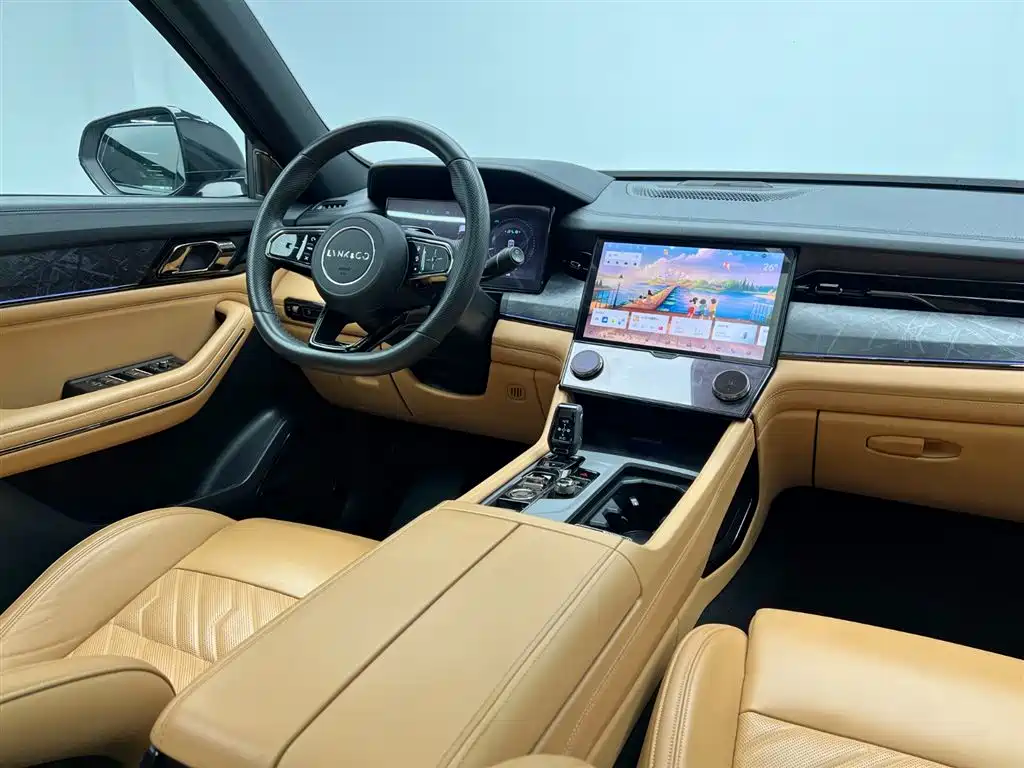 Lynk & Co 09 EM-P 2021 2.0T PHEV Ultra 6-seater фото 21