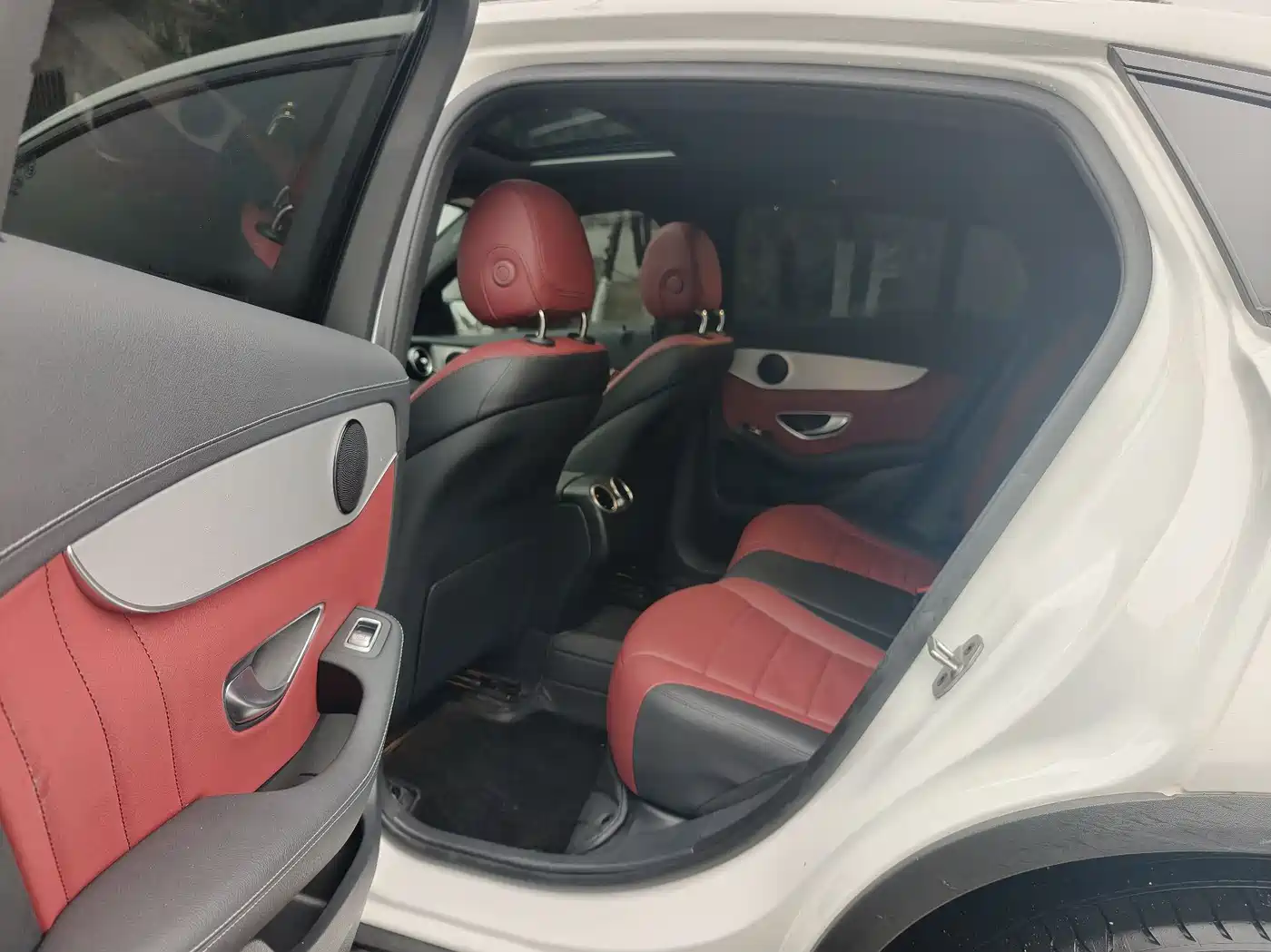 Mercedes-Benz GLC Coupe 2022 GLC 260 4MATIC Coupe SUV фото 6