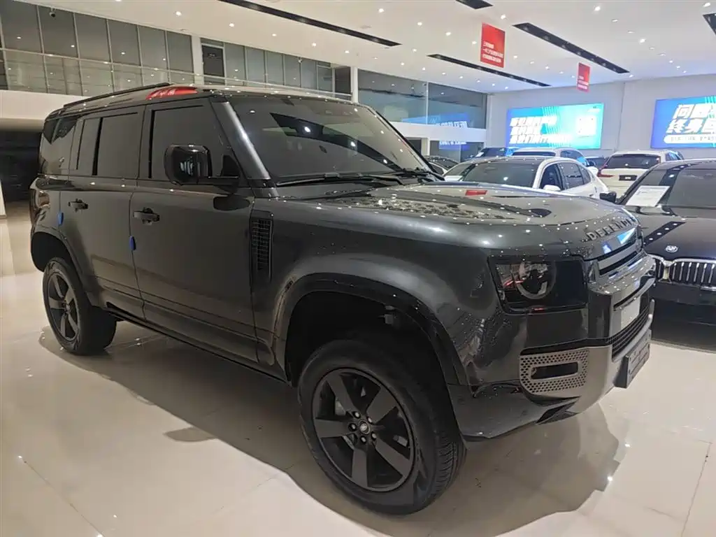 Land Rover Defender 2024 110 3.0T P400 X-DYNAMIC HSE фото 4
