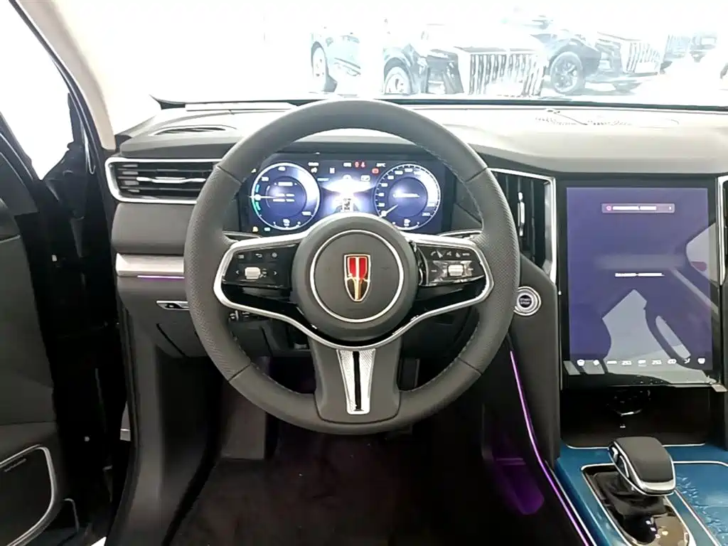 Hongqi HS7 PHEV 2025 2.0T PHEV 4WD 6-Seater Commemorative Edition фото 11