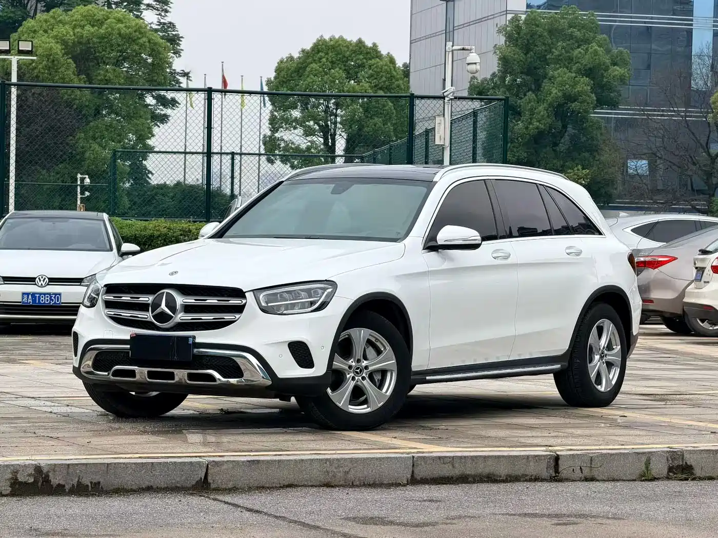 Mercedes-Benz GLC 2020 Facelift GLC 260 L 4MATIC Dynamic