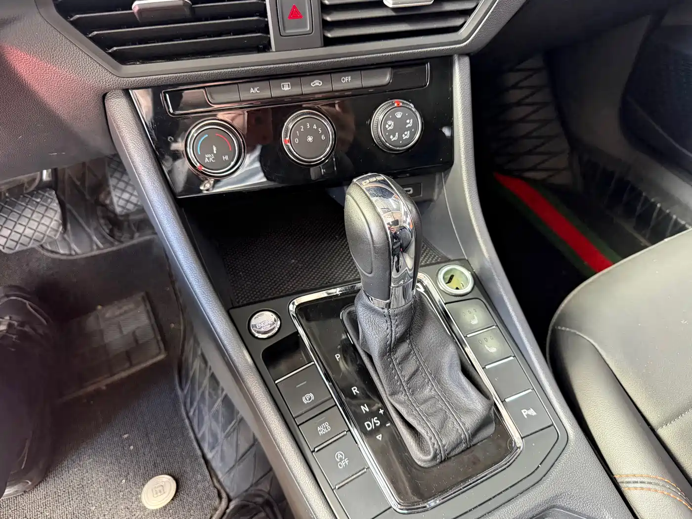 Volkswagen Bora 2023 200TSI DSG Yuexing PRO Edition фото 13