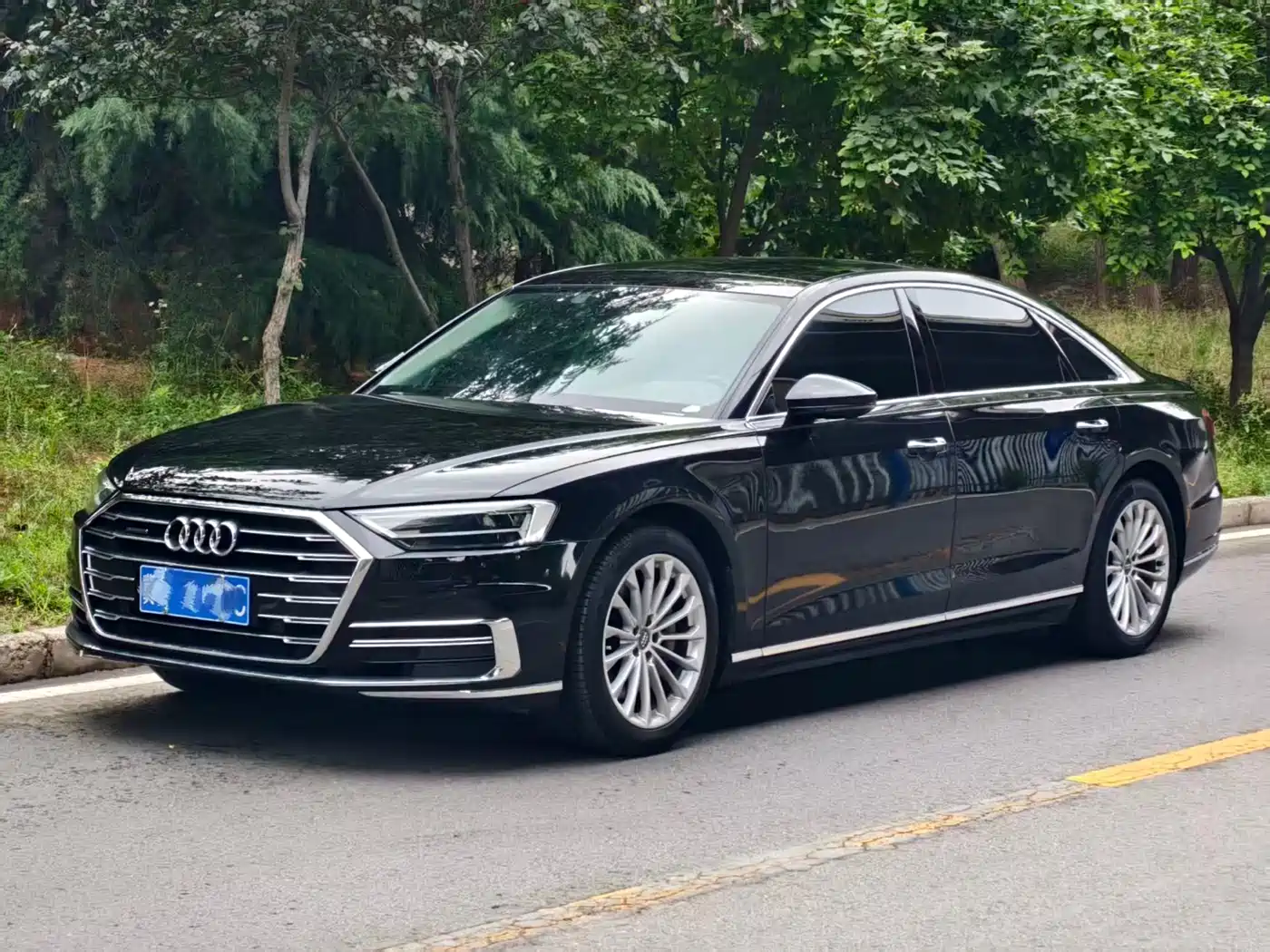 Audi A8 2018 A8L 55 TFSI quattro Launch Elite