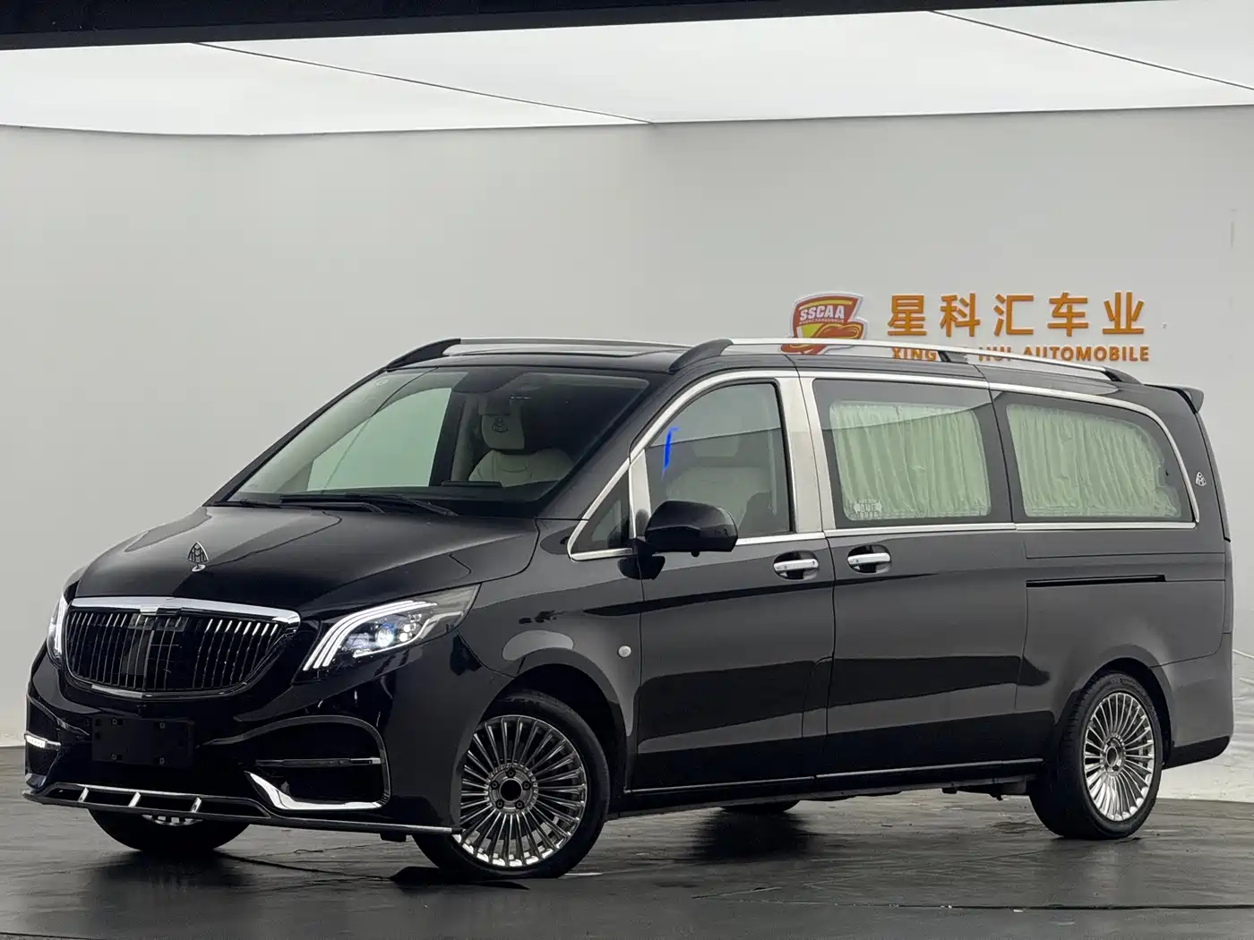 Mercedes-Benz Vito 2021 2.0T Business Edition 7-seater