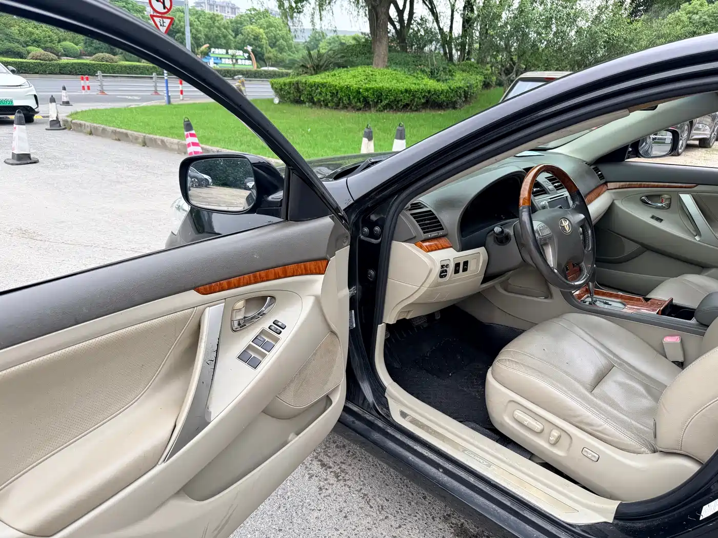 Toyota Camry 2009 Model 240G Luxury Edition фото 8