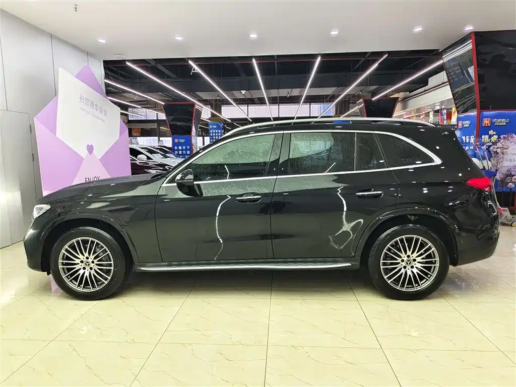 Mercedes-Benz GLC 2023 Facelift GLC 300 L 4MATIC Sport 5-Seater фото 7