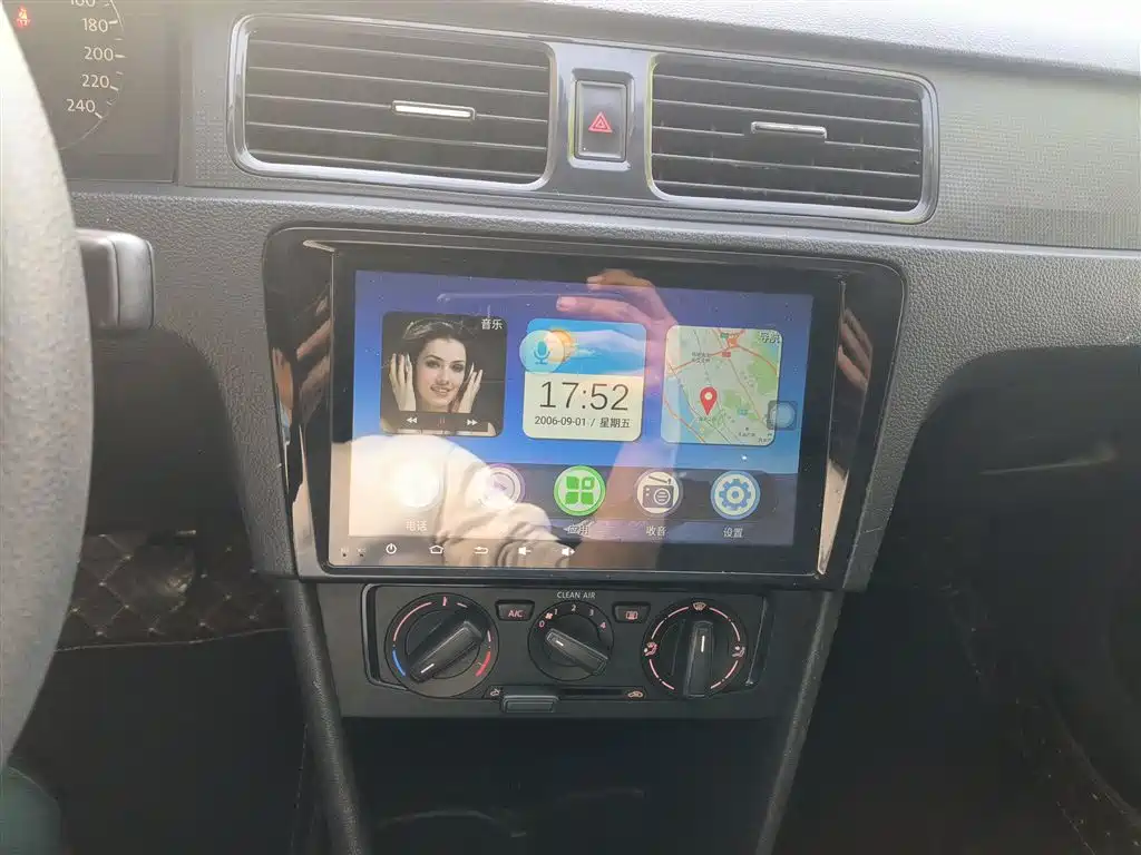 Volkswagen Santana 2015 1.4L Manual Trend Edition фото 13