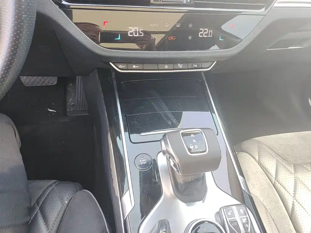 Hongqi HS5 2019 2.0T Smart Connect Enjoy Edition фото 14