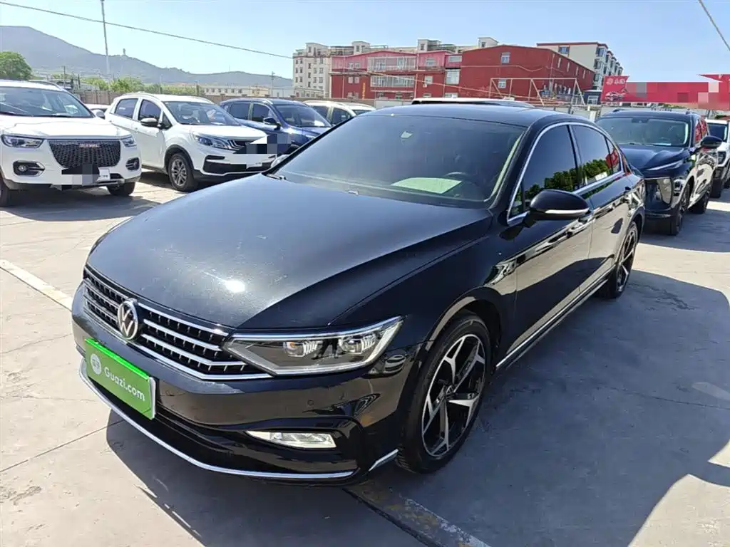 Volkswagen Magotan 2023 2 Million Units Anniversary Edition 330TSI DSG Leading Type